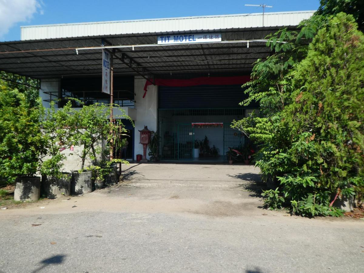 Tit Motel Sungai Petani Exterior foto
